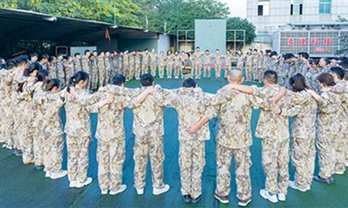 Bolalar o'sishi uchun termos stakanlarini tanlash